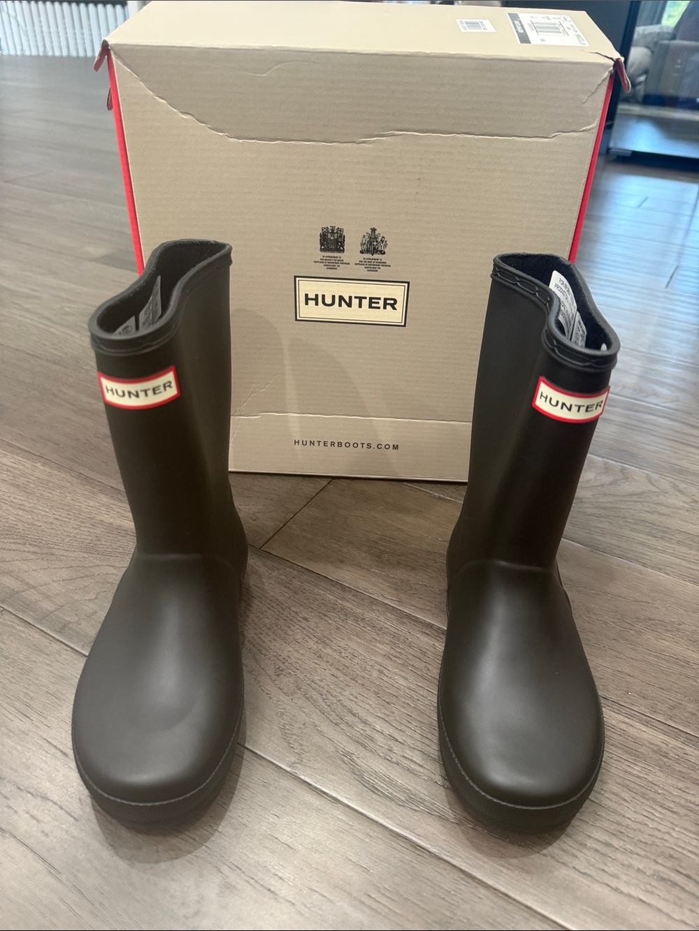 NWT Kids HUNTER first classic black rain boots